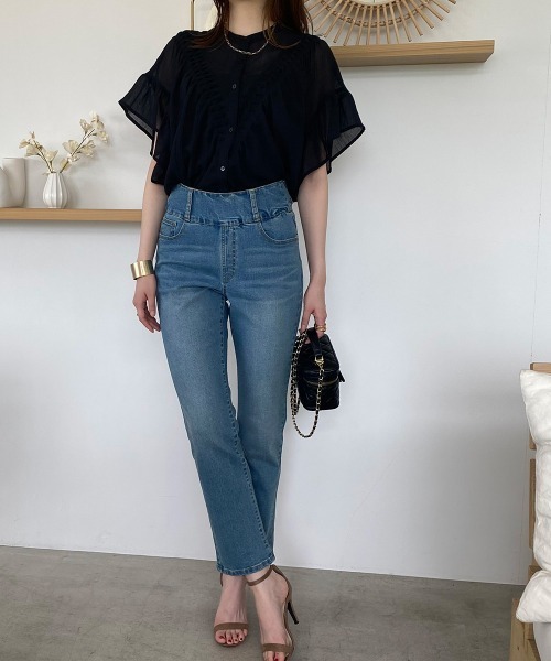 nissen(ニッセン)の「バンドカラー フリル袖V字切替ブラウス(シャツ/ブラウス・レディース・ブラック/オフホワイト・M/L)」の22枚目の写真