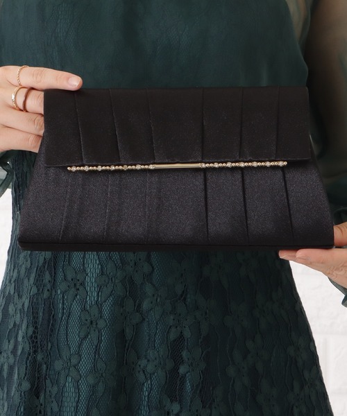 Lace Ladies(レースレディース)の「メタリック×ビジュープリーツコンパクトクラッチ(クラッチバッグ・レディース・ブラック/アイボリー/グレー/ベージュ・FREE)」の18枚目の写真