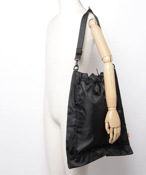Vipoa（ヴィポア）の「2way spring cord stopper bag（ショルダーバッグ・レディース・アイボリー/オレンジ/ブラック・FREE）」の18枚目の写真