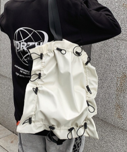 Vipoa（ヴィポア）の「2way spring cord stopper bag（ショルダーバッグ・レディース・アイボリー/オレンジ/ブラック・FREE）」の4枚目の写真
