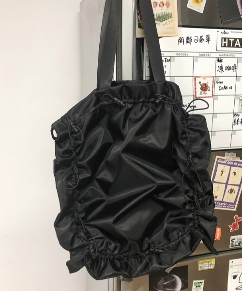 Vipoa（ヴィポア）の「2way spring cord stopper bag（ショルダーバッグ・レディース・アイボリー/オレンジ/ブラック・FREE）」の7枚目の写真
