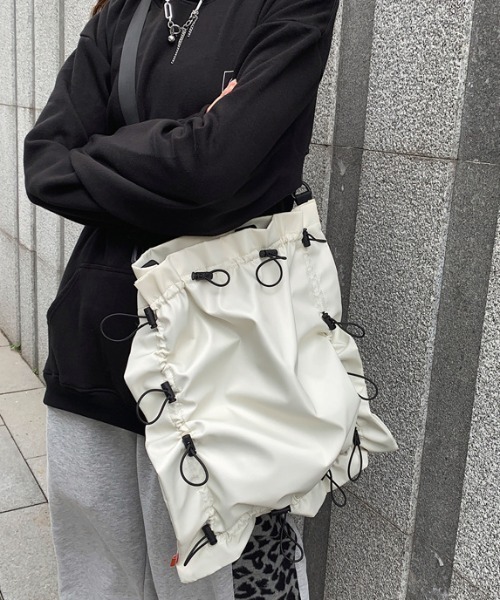 Vipoa（ヴィポア）の「2way spring cord stopper bag（ショルダーバッグ・レディース・アイボリー/オレンジ/ブラック・FREE）」の20枚目の写真