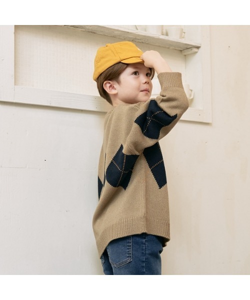 b・ROOM(ビールーム)の「【マシーンウォッシャブル対応】アーガイルセーター(ニット/セーター・キッズ・グレイッシュブルー/パープル/ベージュ・MEDIUM/LARGE)」の8枚目の写真