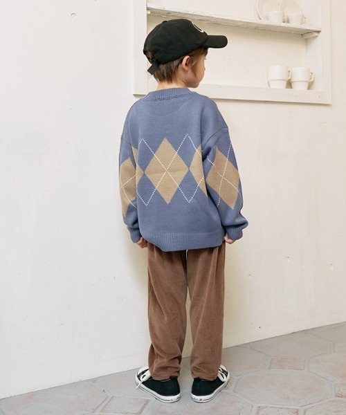 b・ROOM(ビールーム)の「【マシーンウォッシャブル対応】アーガイルセーター(ニット/セーター・キッズ・グレイッシュブルー/パープル/ベージュ・MEDIUM/LARGE)」の22枚目の写真