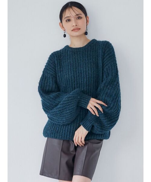 MURUA(ムルーア)の「モヘヤ混クルーネックニット(ニット/セーター・レディース・ブルー/グリーン/アイボリー・FREE)」の4枚目の写真