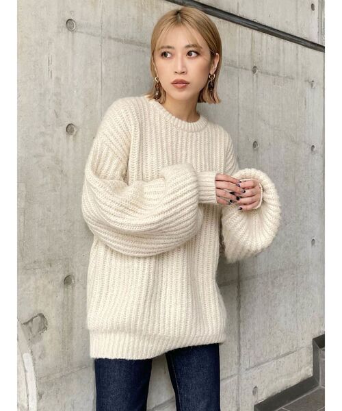 MURUA(ムルーア)の「モヘヤ混クルーネックニット(ニット/セーター・レディース・ブルー/グリーン/アイボリー・FREE)」の22枚目の写真