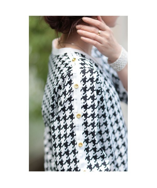 Sawa a la mode(サワアラモード)の「千鳥格子柄トップス(Tシャツ/カットソー・レディース・ホワイト・FREE)」の12枚目の写真