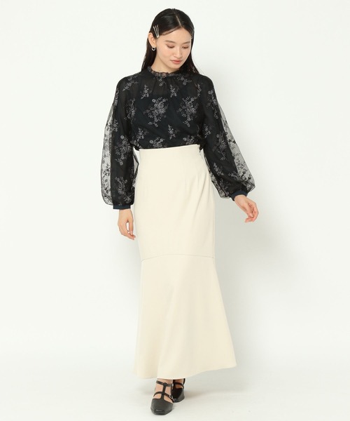 mysty woman（ミスティウーマン）の「フローラル刺繍シアーブラウス　972193（シャツ/ブラウス・レディース・ブラック/ブラウン/ブルー系その他/アイボリー/モカ/グレイッシュブルー/ピンクベージュ・FREE）」の9枚目の写真