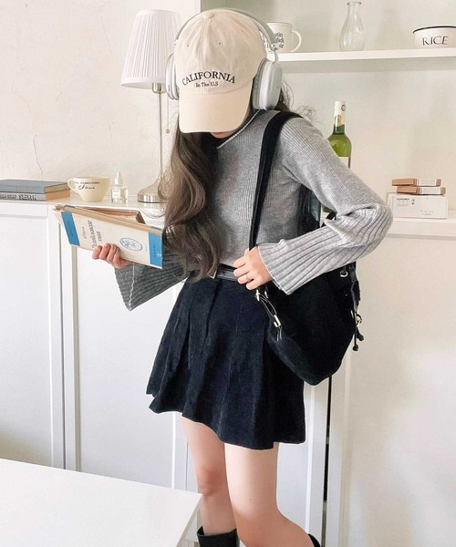 GeeRA（ジーラ）の「【S~XLサイズ/7色展開】ハイネックフレアスリーブリブニット（ニット/セーター・レディース・ブラック/ネイビー/グレー/ライム/アイボリー/モカ/その他・SMALL/MEDIUM/LARGE/X-LARGE）」の17枚目の写真