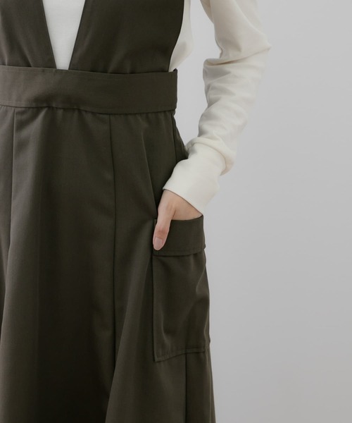 URBAN RESEARCH Sonny Label（アーバンリサーチサニーレーベル）の「2WAYカーゴジャンパースカート（ジャンパースカート・レディース・カーキ/ブラック・FREE）」の6枚目の写真