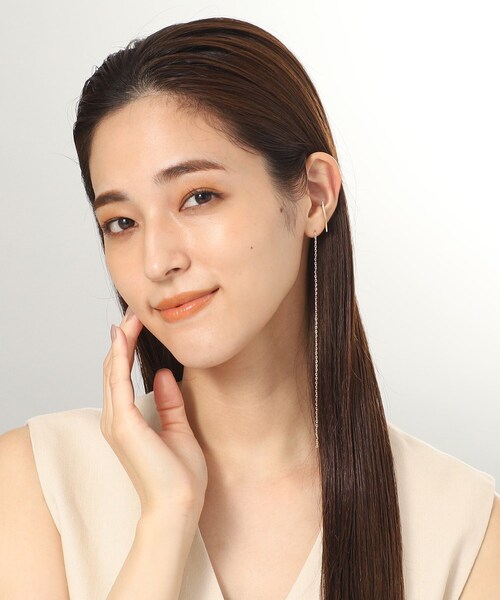 COCOSHNIK(ココシュニック)の「K10ベネフラットロング スタッドピアス(片耳用)(ピアス(両耳用)・レディース・イエローゴールド・00)」の6枚目の写真