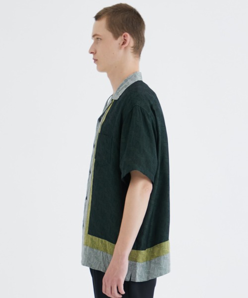 TOGA VIRILIS（トーガ ビリリース）の「STUDIOUS別注 Paisley Panel Shirts（シャツ/ブラウス・メンズ・ブラック/グリーン・46/48）」の13枚目の写真