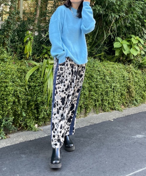 mi via loca(ミヴィアロカ)の「レオパードサイドラインスカート(スカート・レディース・ブラック/ブラウン・FREE)」の5枚目の写真