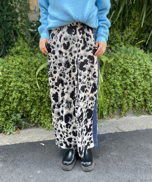 mi via loca（ミヴィアロカ）の「レオパードサイドラインスカート