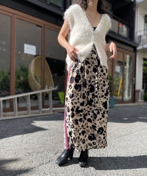 mi via loca（ミヴィアロカ）の「レオパードサイドラインスカート