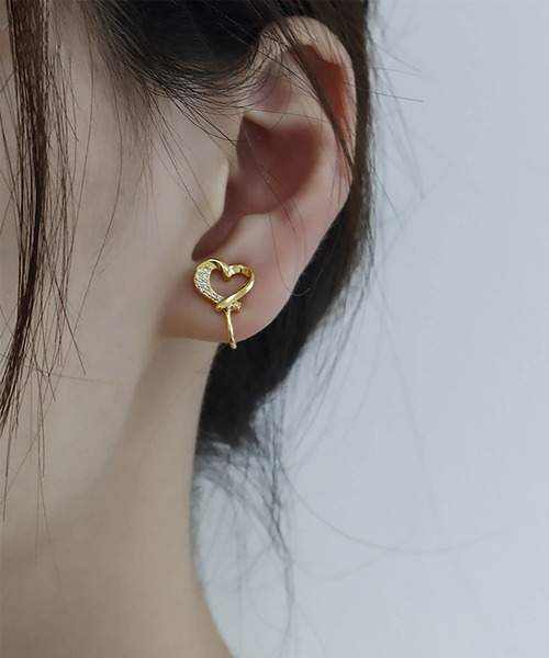 LA VORAGINE（ラ ヴォラジネ）の「ハートデザインイヤリング（イヤリング・レディース・シルバー/ピンクゴールド/ゴールド/シルバー系1/ゴールド系1・FREE）」の10枚目の写真