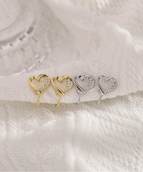 LA VORAGINE（ラ ヴォラジネ）の「ハートデザインイヤリング（イヤリング・レディース・シルバー/ピンクゴールド/ゴールド/シルバー系1/ゴールド系1・FREE）」の12枚目の写真