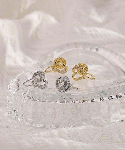 LA VORAGINE（ラ ヴォラジネ）の「ハートデザインイヤリング（イヤリング・レディース・シルバー/ピンクゴールド/ゴールド/シルバー系1/ゴールド系1・FREE）」の13枚目の写真