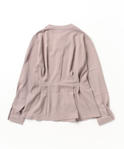 TRUDEA(トルディア)の「ペプラムブラウス(シャツ/ブラウス・レディース・ダークグリーン/グレイッシュベージュ/モカ/チャコールグレー/グレイッシュブルー/グリーン・LARGE/MEDIUM)」の7枚目の写真