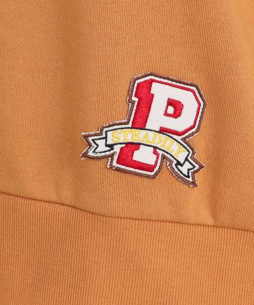 PINK-latte（ピンクラテ）の「◆ワッペンデザイン裏毛プルオーバー（スウェット・キッズ・チャコールグレー/ライトグレー/カーキ/ダークオレンジ・16/15 /14）」の10枚目の写真