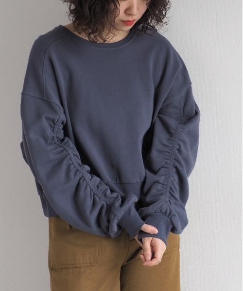 cepo（セポ）の「ソデギャザースウェット（スウェット・レディース・ベージュ/オフホワイト/ブルー・M）」の9枚目の写真