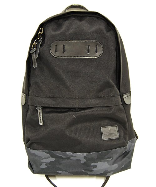 MAKAVELIC(マキャベリック)の「【MAKAVELIC】 STANDARD DAYPACK Special Order(バックパック/リュック・メンズ・ネイビー/カモフラージュ/オフホワイト/ブラック・00)」の4枚目の写真