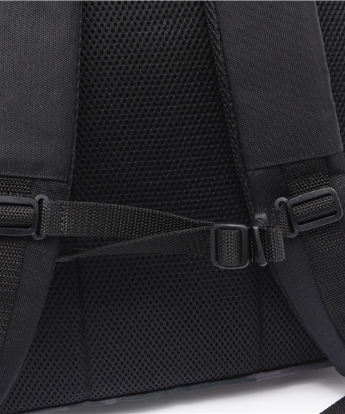 MAKAVELIC(マキャベリック)の「【MAKAVELIC】 STANDARD DAYPACK Special Order(バックパック/リュック・メンズ・ネイビー/カモフラージュ/オフホワイト/ブラック・00)」の7枚目の写真