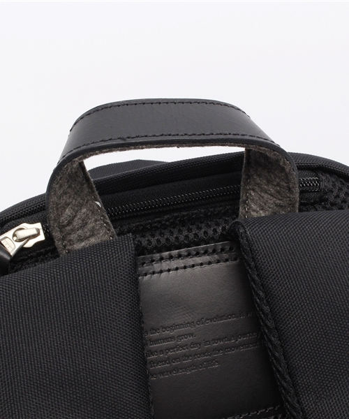 MAKAVELIC(マキャベリック)の「【MAKAVELIC】 STANDARD DAYPACK Special Order(バックパック/リュック・メンズ・ネイビー/カモフラージュ/オフホワイト/ブラック・00)」の8枚目の写真