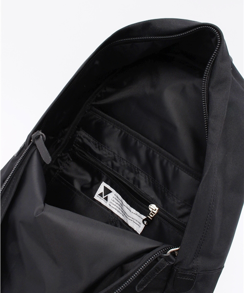 MAKAVELIC(マキャベリック)の「【MAKAVELIC】 STANDARD DAYPACK Special Order(バックパック/リュック・メンズ・ネイビー/カモフラージュ/オフホワイト/ブラック・00)」の18枚目の写真