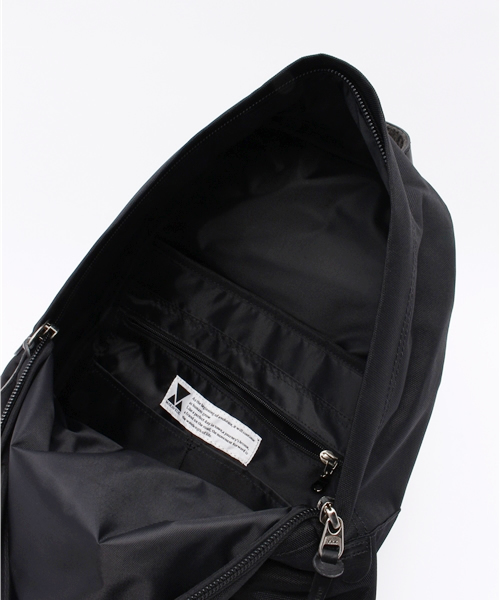 MAKAVELIC(マキャベリック)の「【MAKAVELIC】 STANDARD DAYPACK Special Order(バックパック/リュック・メンズ・ネイビー/カモフラージュ/オフホワイト/ブラック・00)」の19枚目の写真