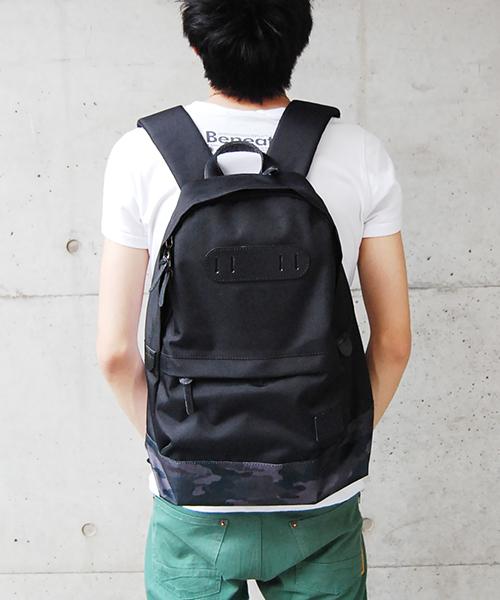 MAKAVELIC(マキャベリック)の「【MAKAVELIC】 STANDARD DAYPACK Special Order(バックパック/リュック・メンズ・ネイビー/カモフラージュ/オフホワイト/ブラック・00)」の13枚目の写真