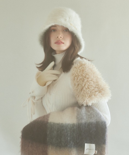 pomiii（ポミー）の「ニット手袋（手袋・レディース・アイボリー/ベージュ・FREE）」の5枚目の写真