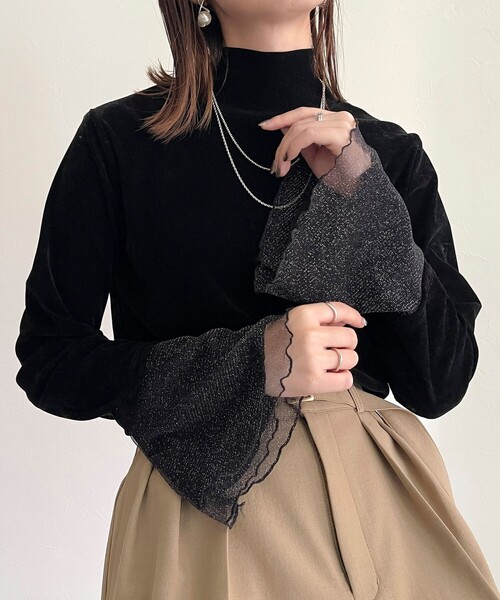 fredy emue（フレディエミュ）の「シアーベロア袖チュールプルオーバー（Tシャツ/カットソー・レディース・ブラック/グレー/オフホワイト・38）」の3枚目の写真