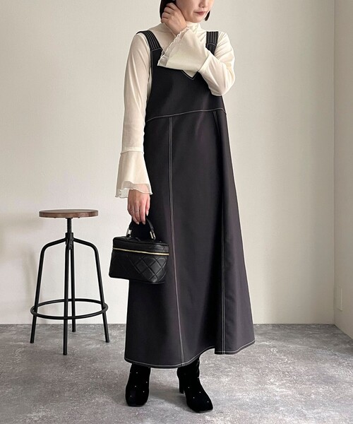 fredy emue（フレディエミュ）の「シアーベロア袖チュールプルオーバー（Tシャツ/カットソー・レディース・ブラック/グレー/オフホワイト・38）」の4枚目の写真