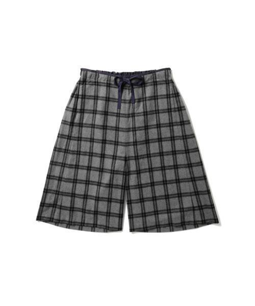BEAMS BOY（ビームスボーイ）の「BEAMS BOY / シャギー チェック キュロット （その他パンツ・レディース・グレー/ネイビー・ONE SIZE）」の4枚目の写真