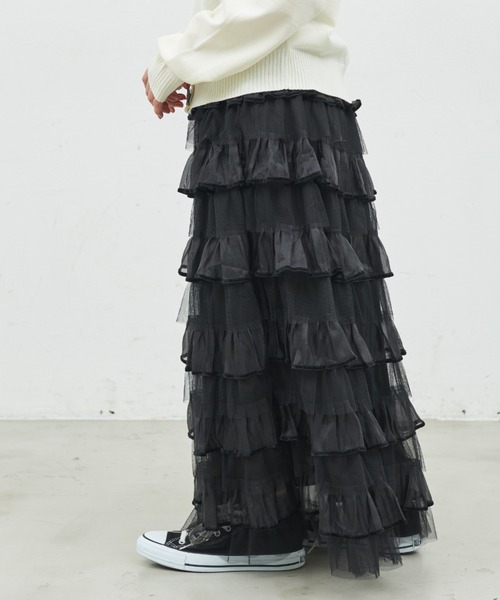 MERLOT（メルロー）の「チュールフリルティアードスカート（スカート・レディース・ホワイト/ブラック・FREE）」の17枚目の写真