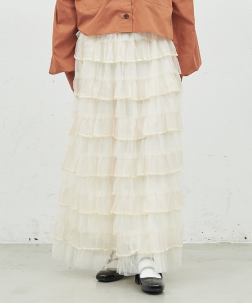 MERLOT（メルロー）の「チュールフリルティアードスカート（スカート・レディース・ホワイト/ブラック・FREE）」の9枚目の写真