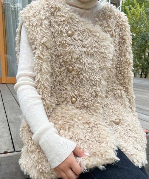 Olu.（オルドット）の「カーリングボアジレ（ベスト・レディース・グレー/チャコールグレー/アイボリー・FREE）」の22枚目の写真