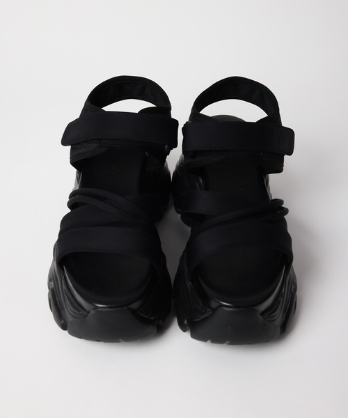 SPIRALGIRL（スパイラルガール）の「ベルクロ厚底スポーツダットサンダル（サンダル・レディース・ブラック・LARGE/MEDIUM）」の7枚目の写真