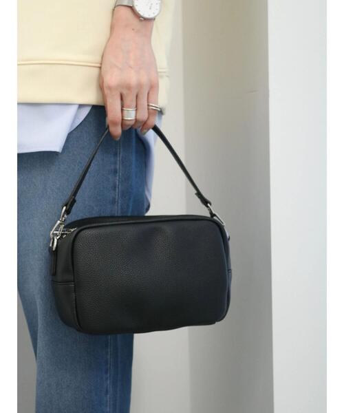 Samansa Mos2 blue(サマンサモスモスブルー)の「ワイドベルトショルダーバッグ(ハンドバッグ・レディース・キナリ/モカ/ブラック・F)」の3枚目の写真