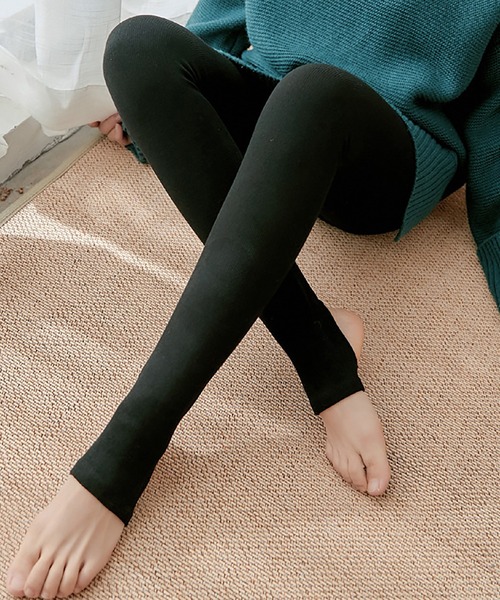 ABBEY MARKET（アビーマーケット）の「リブ編み 裏起毛 厚手 タイツ トレンカ レギンス 厚手（タイツ/ストッキング・レディース・グレー/ブラック系その他/ブラック/グレー系その他/ダークグレー/グレー系その他2・FREE）」の3枚目の写真