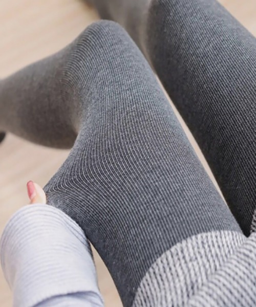 ABBEY MARKET（アビーマーケット）の「リブ編み 裏起毛 厚手 タイツ トレンカ レギンス 厚手（タイツ/ストッキング・レディース・グレー/ブラック系その他/ブラック/グレー系その他/ダークグレー/グレー系その他2・FREE）」の12枚目の写真