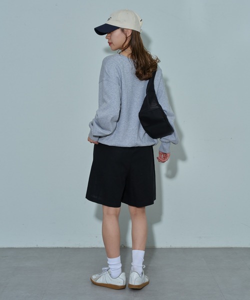 COLONY 2139(コロニートゥーワンスリーナイン)の「ナイロンカバーリング麻レーヨンショートパンツ(その他パンツ・レディース・アイボリー/ブラック/グレイッシュベージュ・SMALL/MEDIUM)」の10枚目の写真