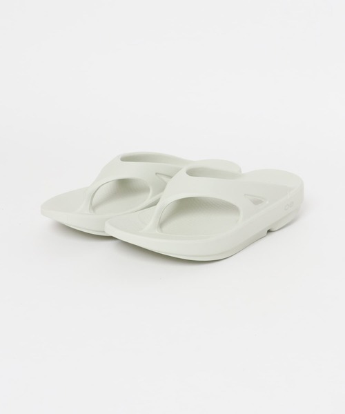 OOFOS（ウーフォス）の「OOFOS　OOriginal（サンダル・レディース・ブラック/ベージュ/カーキ/グレー/ライトブルー/ライトグレー・8/7/6）」の22枚目の写真