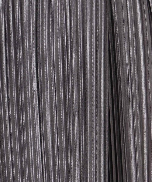 Cutie Blonde（キューティーブロンド）の「◆【無理せずキレイ】華やぐシャイニー感 プリーツナロースカート（スカート・レディース・ブラック/ナチュラル/チャコールグレー・04/03/02）」の12枚目の写真