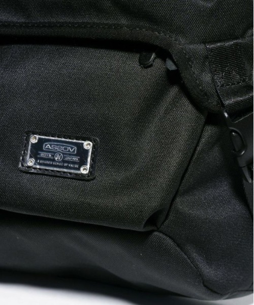 AS2OV（アッソブ）の「【AS2OV/アッソブ】 CORDURA DOBBY 305D MESSENGER BAG（メッセンジャーバッグ・メンズ・ブラック/カーキ・FREE）」の16枚目の写真