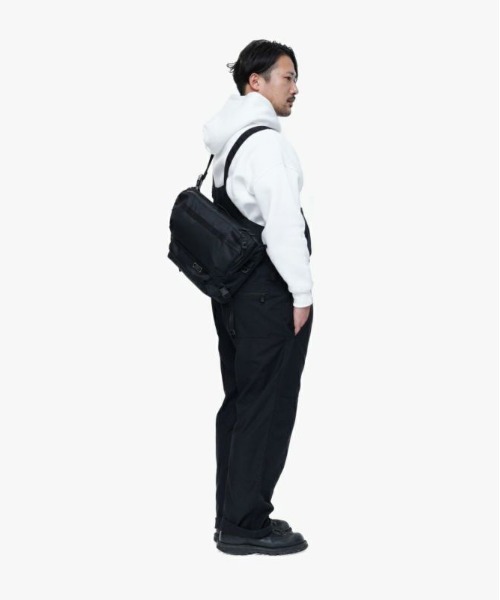 AS2OV（アッソブ）の「【AS2OV/アッソブ】 CORDURA DOBBY 305D MESSENGER BAG（メッセンジャーバッグ・メンズ・ブラック/カーキ・FREE）」の19枚目の写真