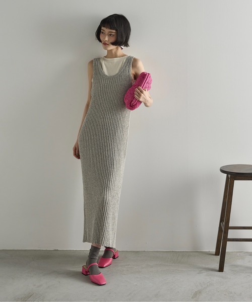 THE YOn（ザヨン）の「ハイゲージサマーアメスリニットタンク（タンクトップ・レディース・アイボリー/ブラック/ブラック×ホワイト/キャメル/ライム/セージグリーン/バーガンディー・FREE）」の21枚目の写真