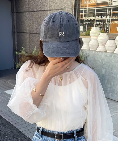 fredy emue（フレディエミュ）の「【新色登場】FR刺しゅうキャップ（キャップ・レディース・チャコールグレー/ベージュ/ネイビー/レッド/ライトグリーン/サックスブルー/ロイヤルブルー・FREE）」の21枚目の写真