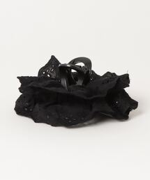 HIKA（ヒカ）の「【HIKA】レースシュシュ付きヘアクリップ（バレッタ/ヘアクリップ・メンズ）」